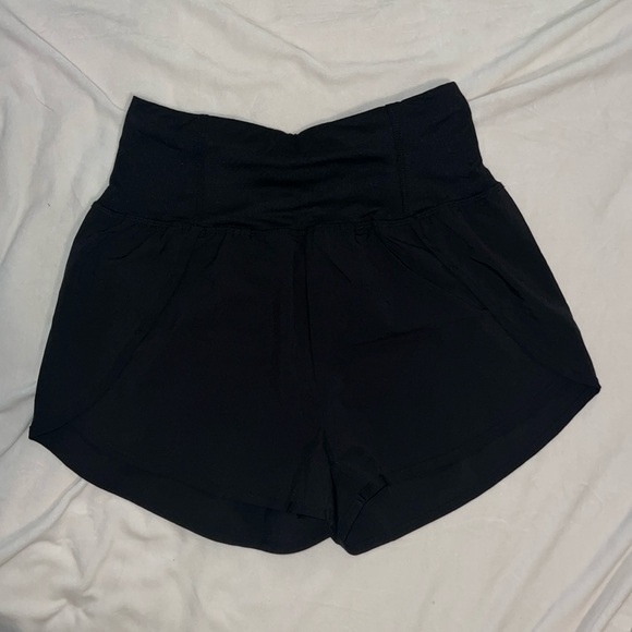 Zenana Black High Waist Active Shorts - Picture 2 of 5
